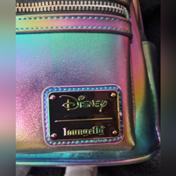 Loungefly Oil Slick Minnie Mini Backpack - Picture 2 of 6
